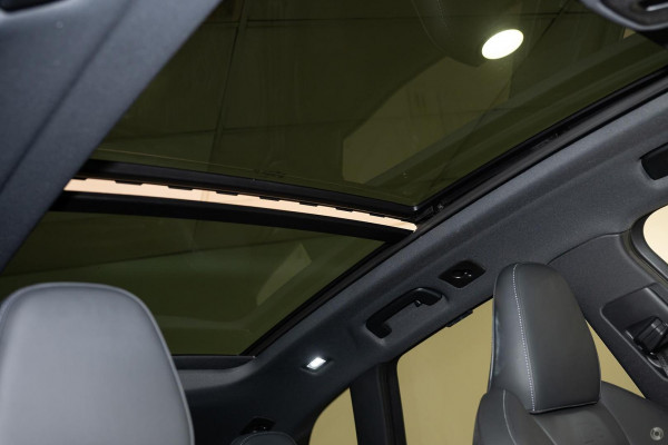 2025 Audi SQ5 FY SUV image 19