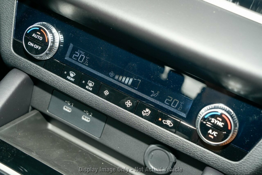 2025 Mitsubishi Outlander ZM ES SUV Image 15