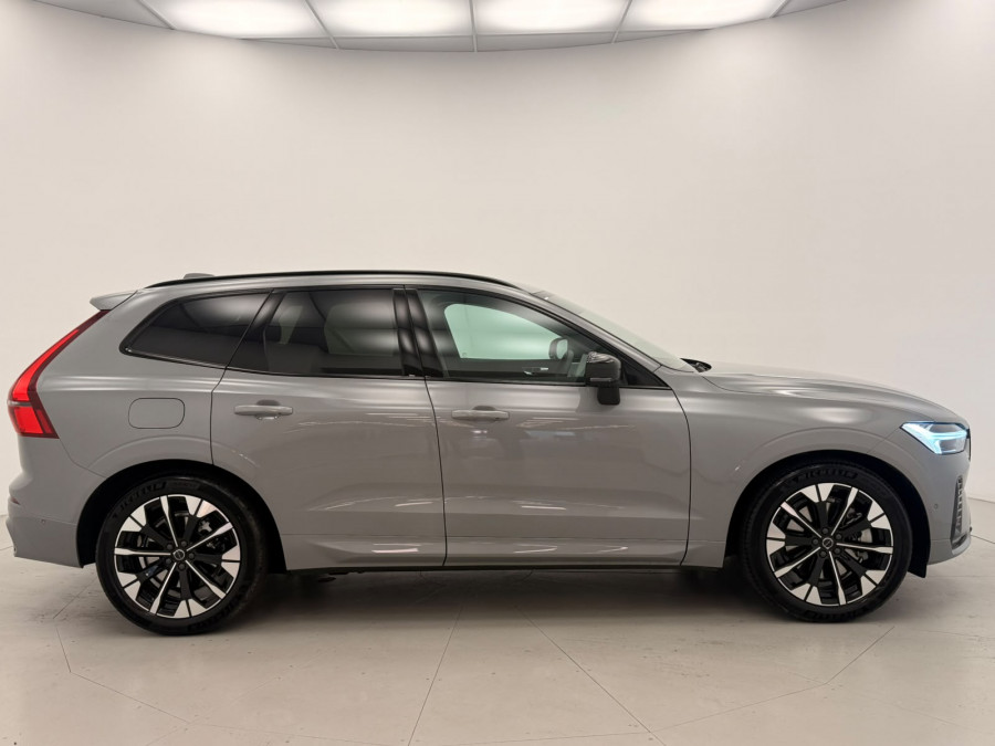 2025 MY26 Volvo XC60 UZ Ultra B5 Dark SUV Image 8