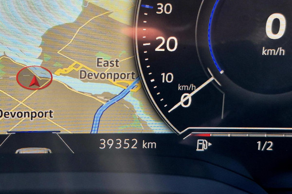 2020 MY21 Volkswagen Touareg CR 210TDI R-Line SUV Image 23