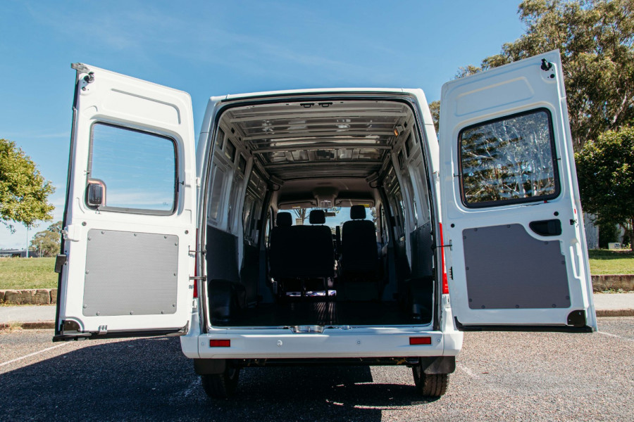 2023 LDV V80  LWB Van Image 18