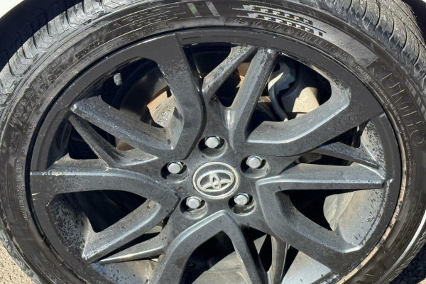 2016 Toyota Camry ASV50R Atara S Sedan Image 20