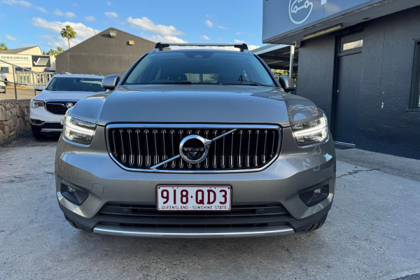 2020 Volvo XC40 XZ T4 Inscription SUV Image 3