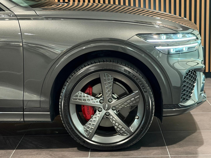2024 Genesis GV70 JK.V2 3.5T AWD Sport SUV Image 6