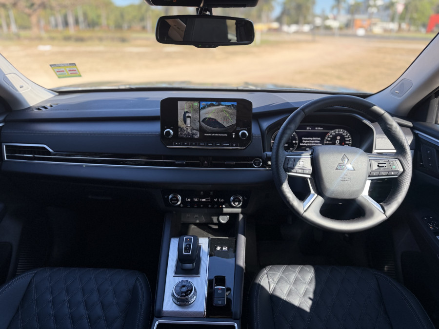 2025 MY24 Mitsubishi Outlander ZM PHEV Exceed SUV Image 12