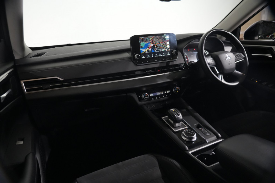 2022 Mitsubishi Outlander Aspire SUV Image 13
