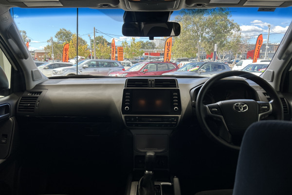 2021 Toyota LandCruiser Prado GDJ150R GX SUV Image 9