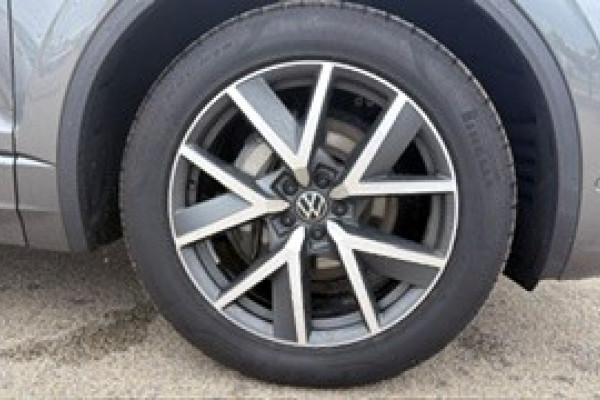 2024 Volkswagen Touareg RC 210TDI Elegance SUV Image 9