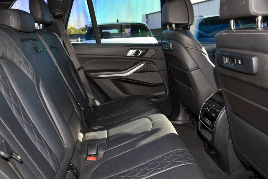 2022 BMW X5 G05 M50i Steptronic SUV Image 6
