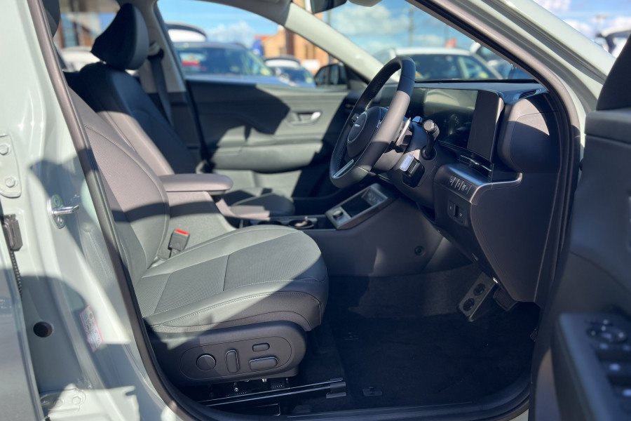 2025 Hyundai KONA SX2.V2 Hybrid Premium SUV Image 10