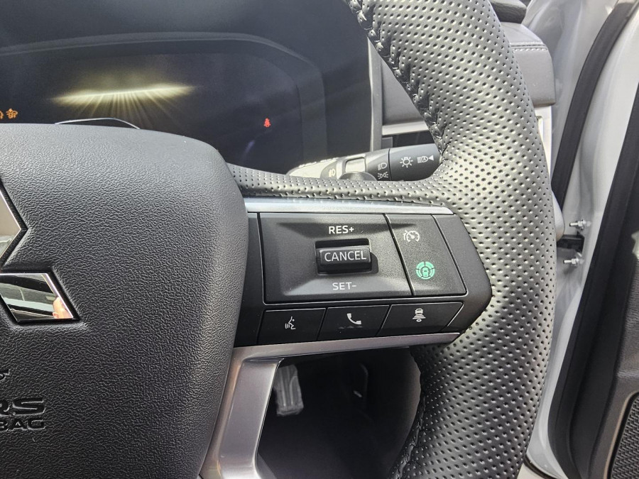 2025 Mitsubishi Outlander ZM Exceed SUV Image 20