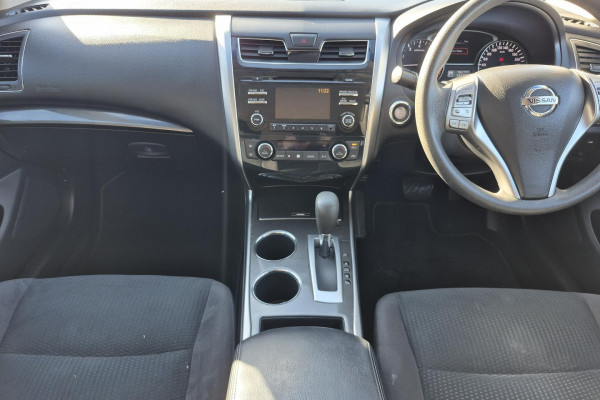 2016 Nissan Altima L33 ST Sedan Image 5