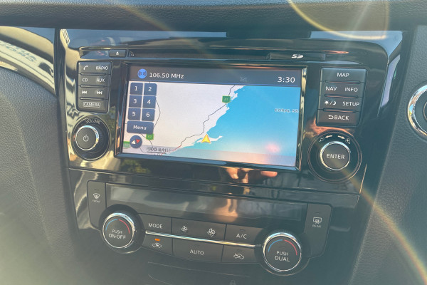 2017 Nissan QASHQAI J11 Ti SUV Image 23