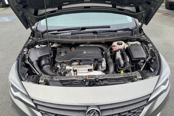 2017 Holden Astra BK R Hatch Image 28