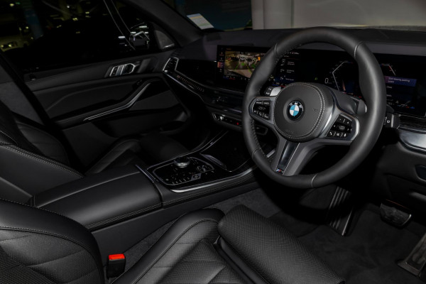 2026 BMW X5 G05 LCI xDrive30d M Sport SUV image 8