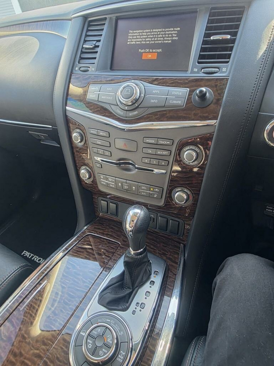 2023 Nissan Patrol Y62 Ti SUV Image 17