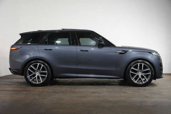 2023 Land Rover Range Rover Sport L461 D300 Dynamic SE SUV Image 4