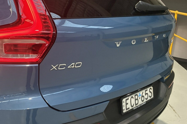 2023 MY24 Volvo XC40 XZ Recharge Pure Electric SUV Image 7