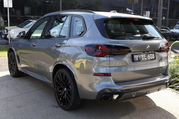 2026 BMW X5 G05 LCI xDrive30d M Sport SUV image 5
