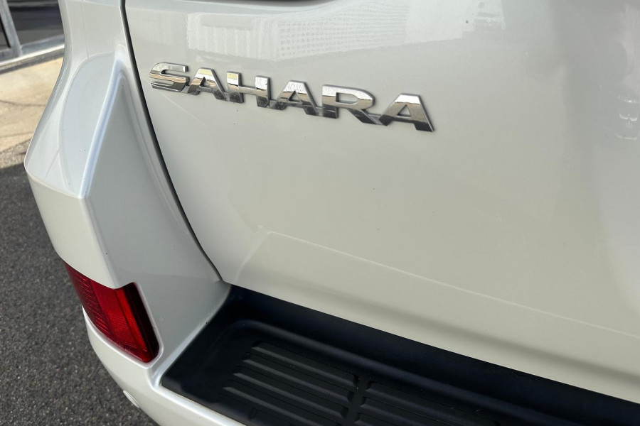 2020 Toyota LandCruiser VDJ200R Sahara SUV Image 18