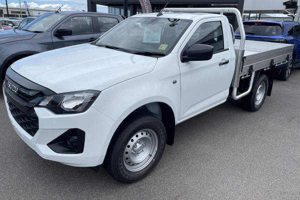 2026 MY25.5 Isuzu D-MAX RG SX High Ride Cab Chassis Image 1