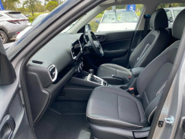 2024 Hyundai Venue QX.V5 Elite SUV image 16