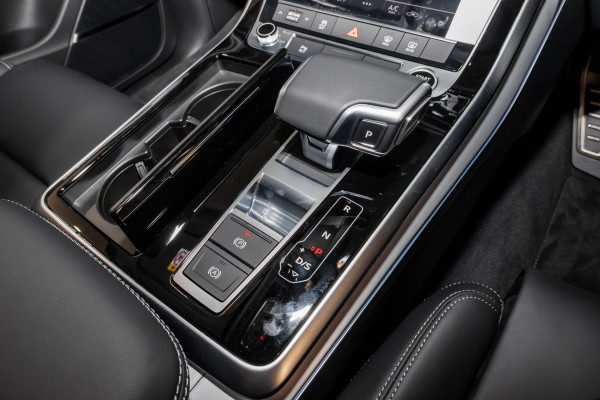 2026 Audi Q8 F1 TDI 210kW S line SUV image 14