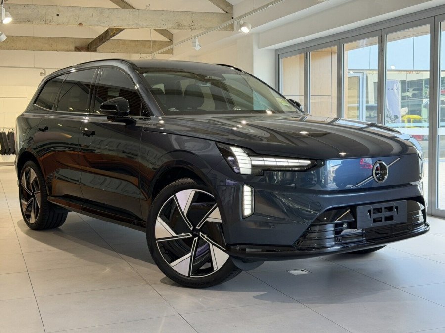 2026 Volvo EX90  Ultra Twin Motor Performance SUV Image 1