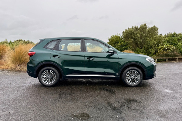 2025 MG ZS ZS32 Excite SUV Image 2