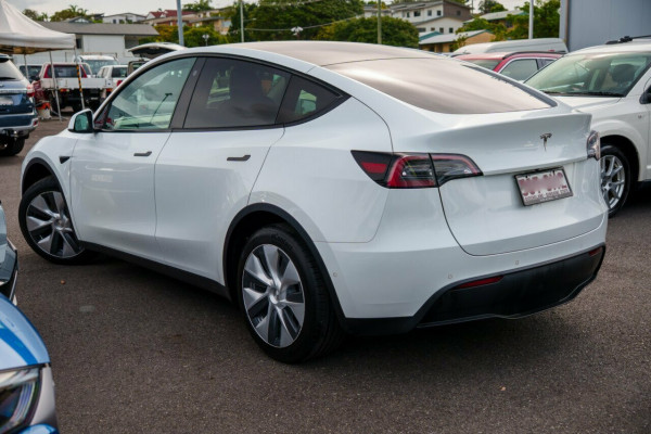 2023 Tesla Model Y  Rear-Wheel Drive Wagon Image 2
