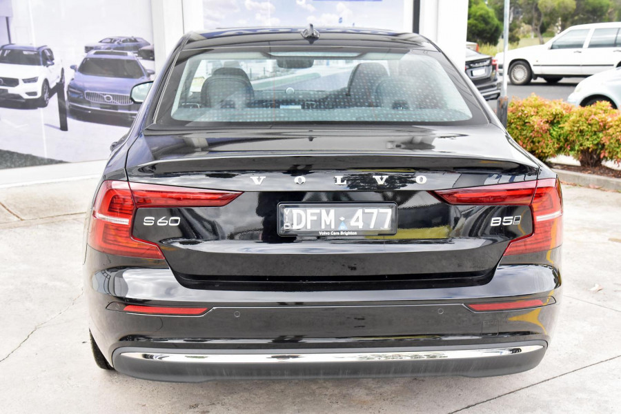 2024 MY25 Volvo S60  Ultra B5 Bright Sedan Image 17