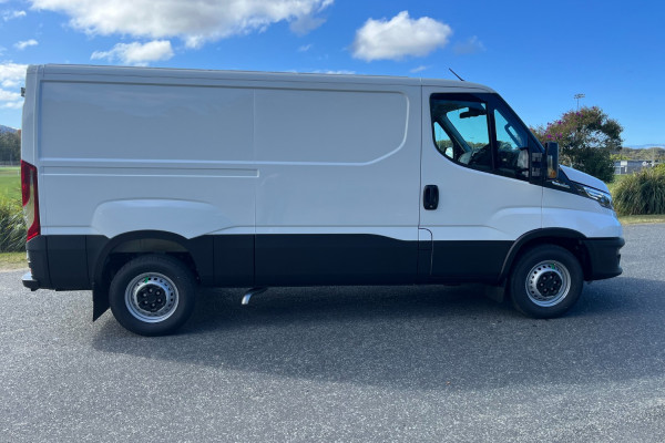 2024 Iveco Daily 35S14 Van