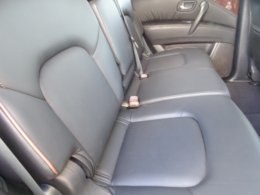 2021 Nissan Patrol Y62 Series 5 Ti SUV Image 11