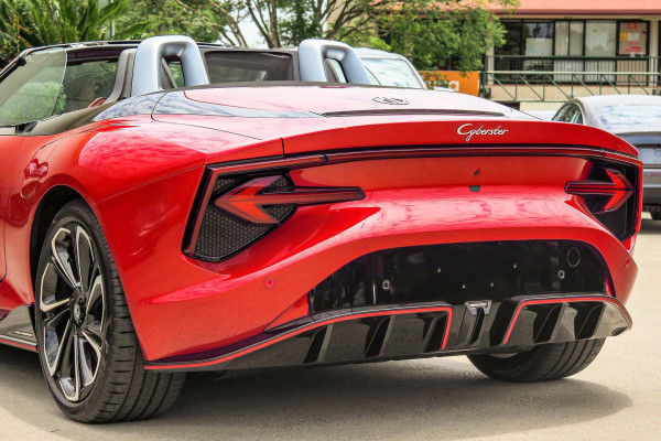 2024 MY24.5 MG Cyberster EC32  Convertible