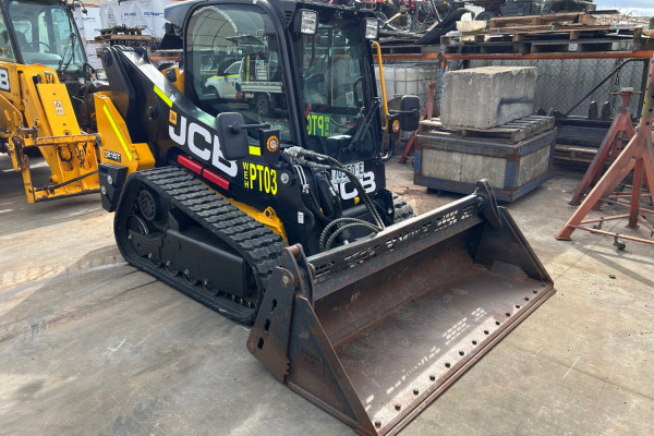2023 JCB COMPACT TRACK LOADER Wheeled Skidsteer Loader Image 1