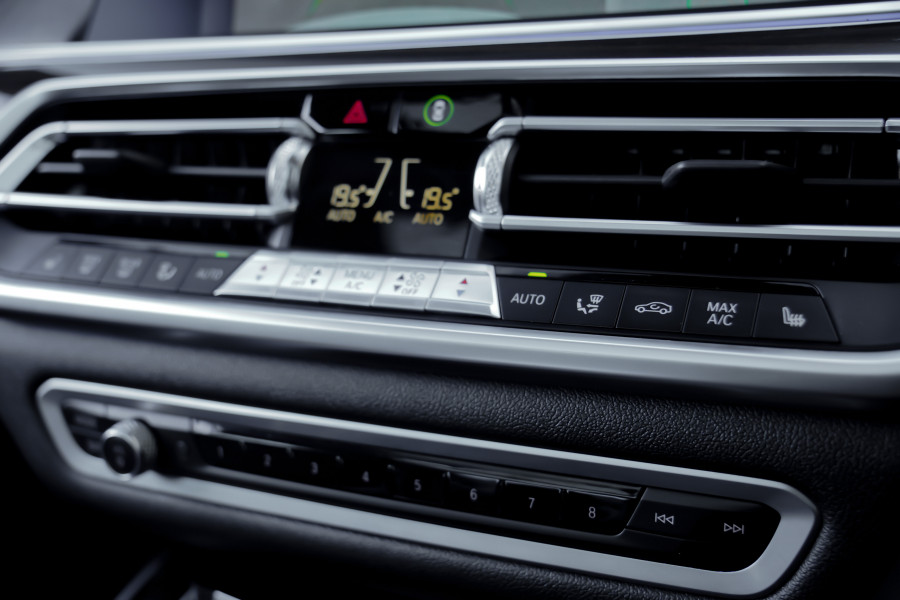 2019 BMW X5 G05 xDrive40i SUV Image 37