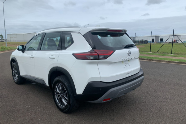 2024 MY25 Nissan X-Trail T33 ST SUV Image 5