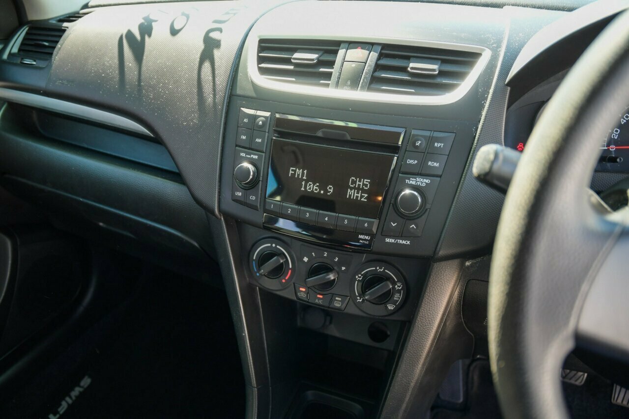 2011 Suzuki Swift FZ GL Hatchback Image 9