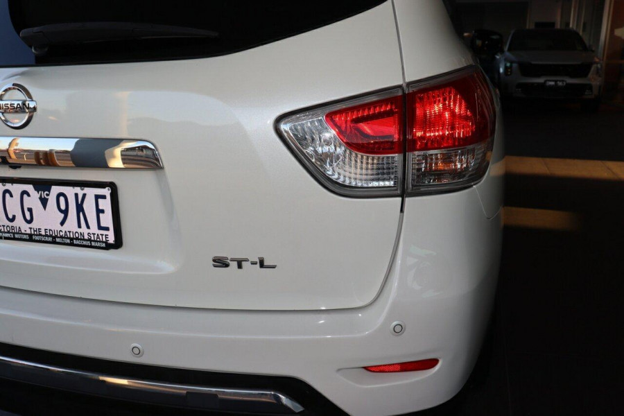 2016 Nissan Pathfinder R52 ST-L SUV Image 11