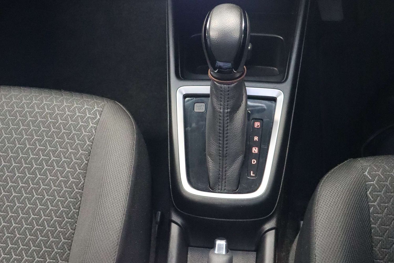 2023 Suzuki Swift AZ Series II GL Hatch