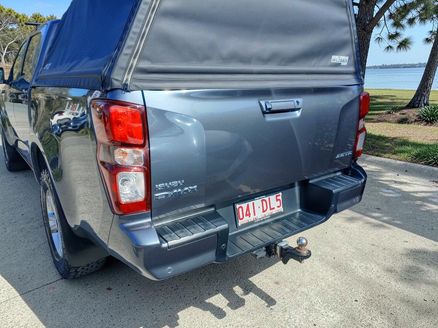 2021 MY22 Isuzu D-MAX RG LS-M Ute Image 6