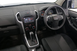 2019 Isuzu UTE D-MAX LS-M Crew Cab Ute 4x4 Utility Image 5