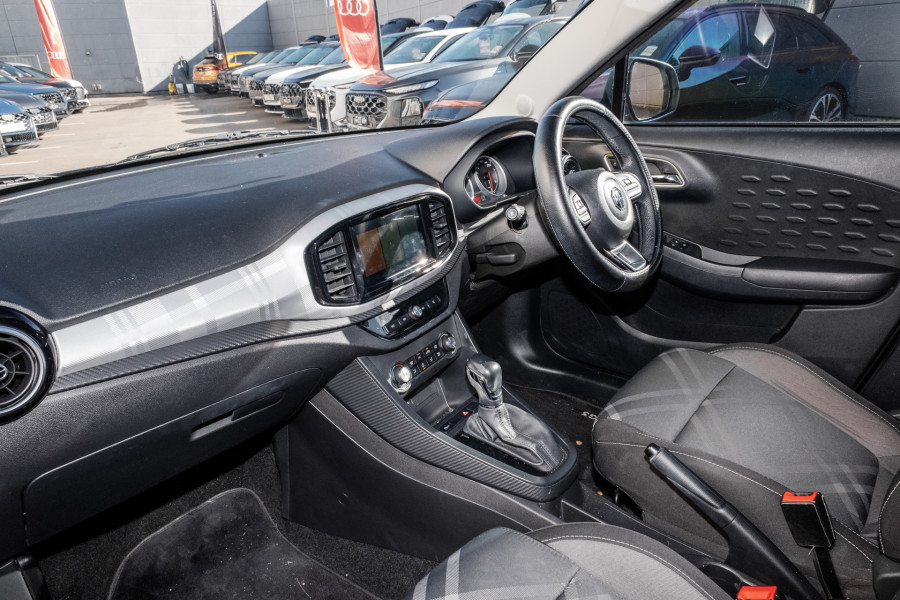 2022 MG MG3 SZP1 Core Hatch