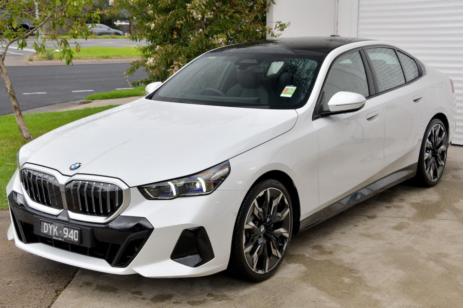 2025 BMW 5 Series G60 520i M Sport Sedan