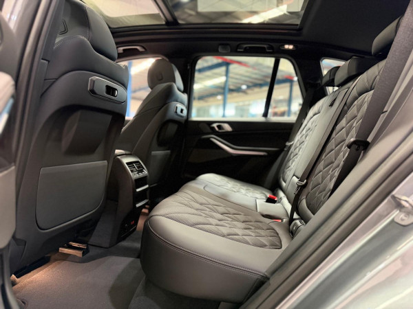 2025 BMW X5 G05 LCI xDrive30d M Sport SUV image 19