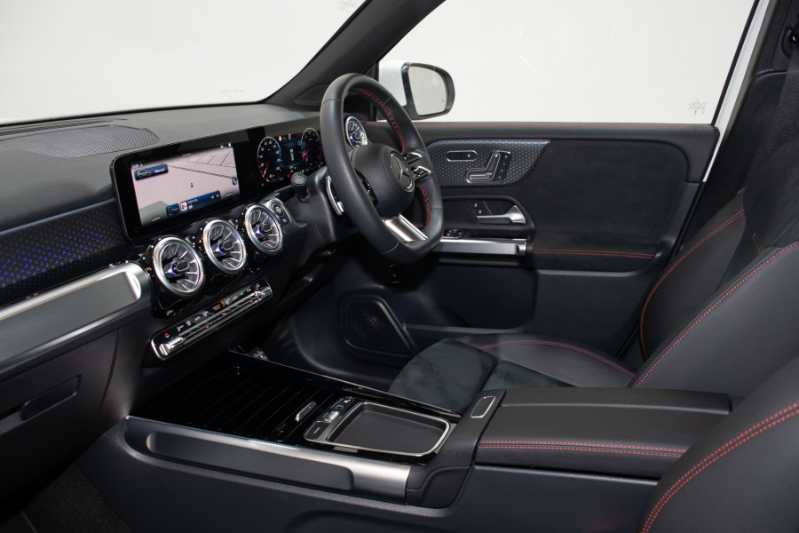 2025 Mercedes-Benz GLB-Class 250 4matic SUV Image 23