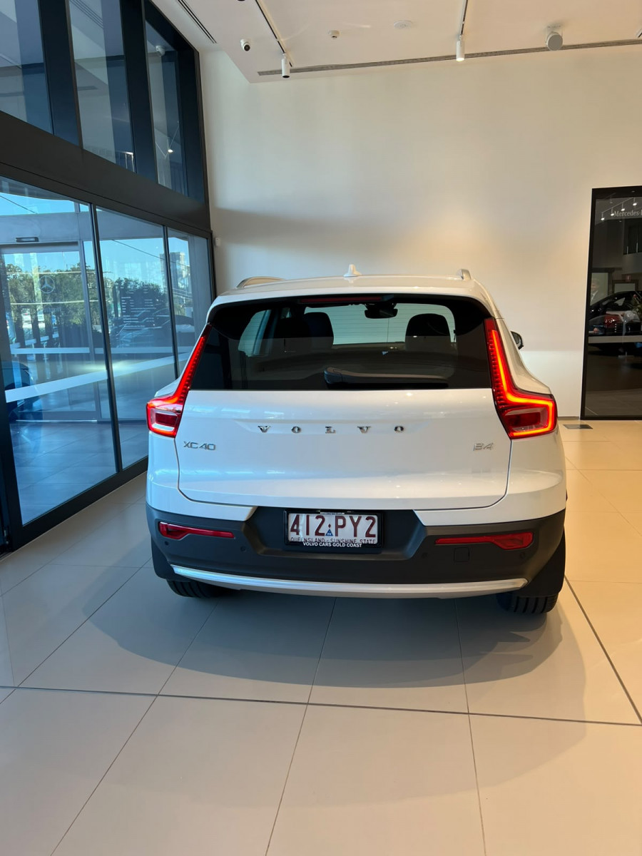 2026 Volvo XC40 XZ Plus B4 SUV Image 7
