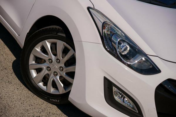 2014 Hyundai i30 GD2 Active Hatch Image 6