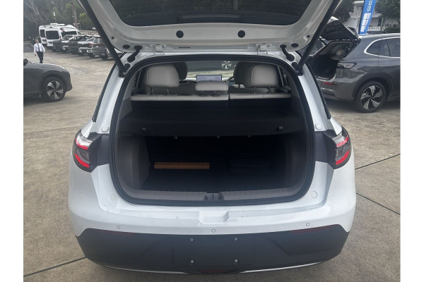 2026 Geely EX2 E22H Inspire Hatch Image 9