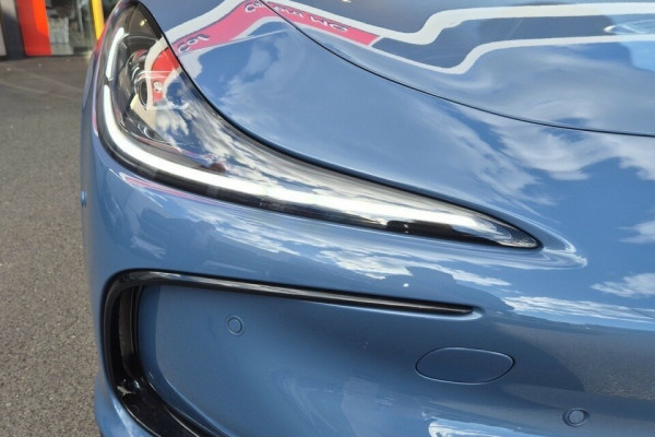 2026 MG IM5 P12L Platinum Hatch Image 3